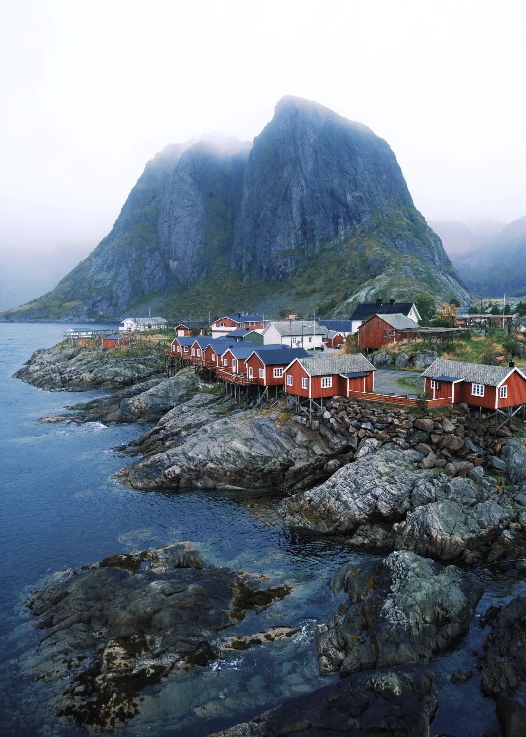 挪威斯沃爾維爾-羅弗敦群島-紅房子雷訥-可拼小團/包車-精選