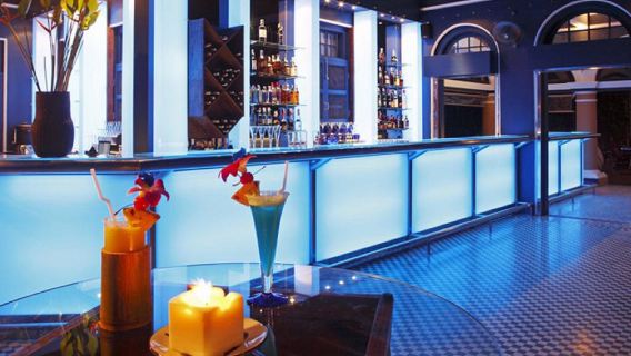 layanan reservasi restoran Blue Elephant Phuket