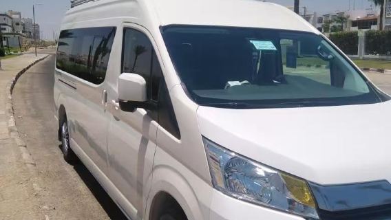 Recogida en el aeropuerto/traslado al aeropuerto en todo Egipto, servicio de coche privado con conductor personalizado, traslados punto a punto en la ciudad, trámites VIP rápidos en El Cairo, servicio de guía en inglés/chino