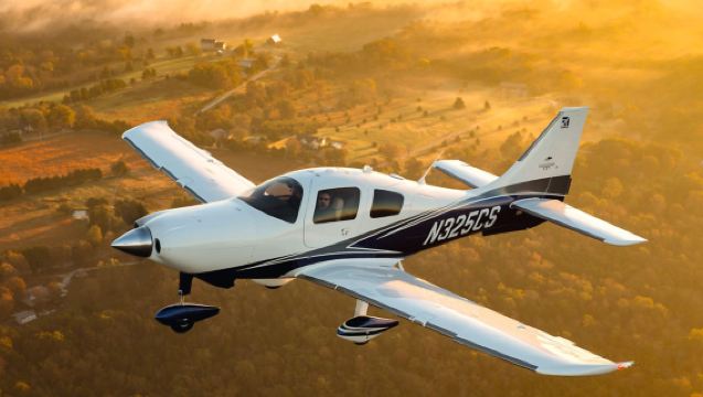 Esperienza di volo a Los Angeles: pilota un aereo e scopri i punti di riferimento e la splendida costa di LA