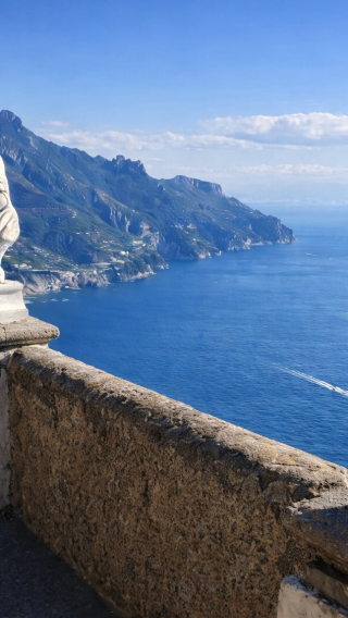 Group Tour from Naples: Discover Positano, Amalfi & Ravello 