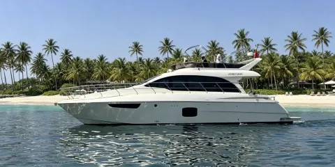 【青島遊艇出海】青島奧帆中心52呎豪華遊艇租賃~體驗青島豪華遊艇包船出海海釣觀光的快樂海上生活之旅