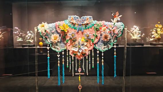 [Fang Hua Bercerita] Lawatan setengah hari dengan penerangan berpandu di Muzium Qingdao | Kumpulan kecil 10 orang + termasuk fon kepala