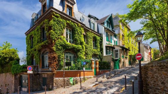 Passeio a Pé em Pequeno Grupo por Montmartre: Arte e Vida Boêmia
