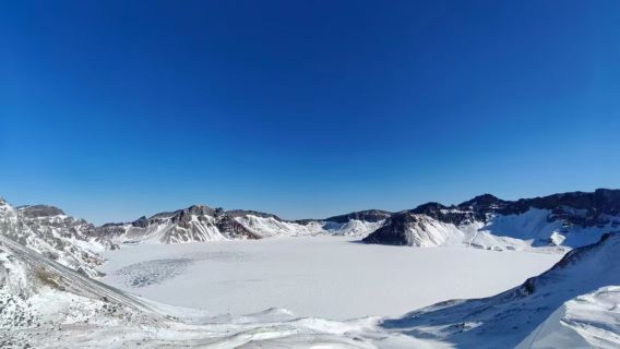 1-day winter tour to West Slope of Changbai Mountain Scenic Area (2-6 person group with pickup/drop-off at Wanda, Luneng, or Chixi Songjiang River)