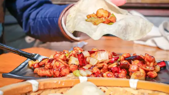 Eatwith-Beijing-Hutong Evening Food Tour