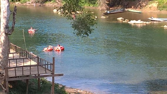 寮國萬榮輪胎泛舟+南松河+Nam Xay Viewpoint