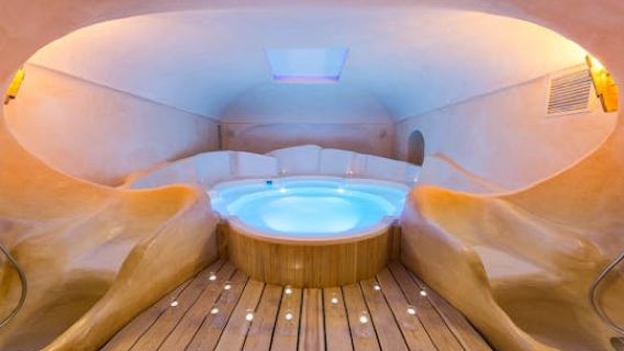 Luxury private Argillarium experience with 50-minute massage