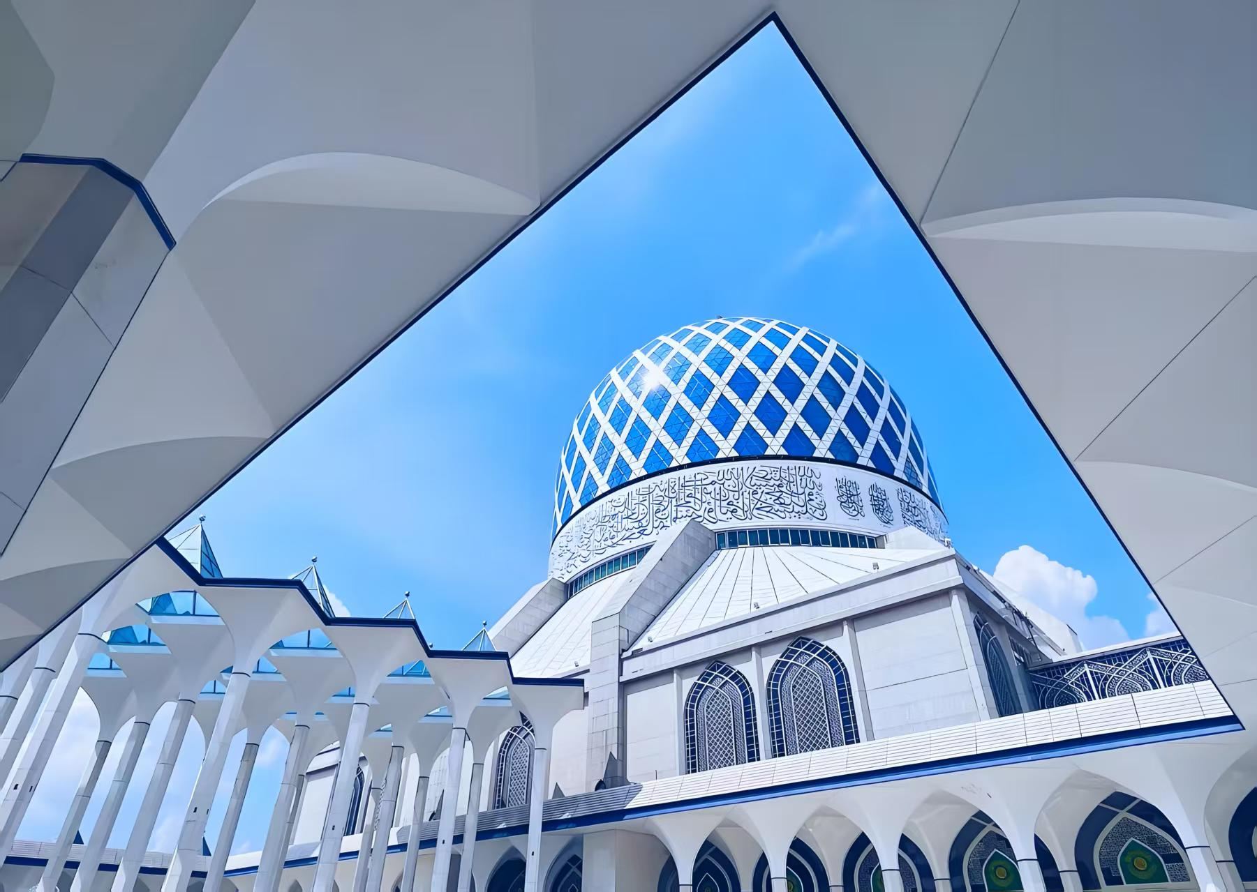 ทัวร์ 1 วัน กัวลาลัมเปอร์ + บาตู เคฟ + มัสยิดสีน้ำเงิน [ทัวร์ส่วนตัวกลุ่มเล็ก]