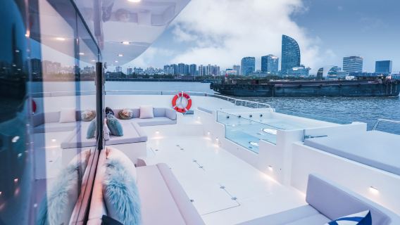 【上海遊艇21888圓桌海鮮姿造套餐】上海外灘70尺雙體豪華遊艇240分鐘包船含夜遊黃浦江+靜泊享用大餐