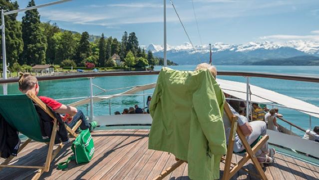 From Milan: Interlaken & Swiss Alps Day Trip