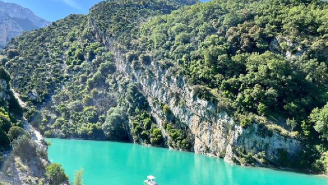 From Aix en Provence : Verdon, Moustiers & Occitane Factory