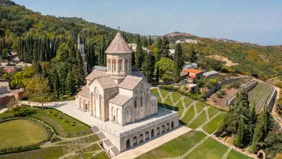 [จอร์เจีย] ซิกนากี + เมืองเก่าซิกนากี + ไร่องุ่น + ถังเก็บไวน์ใต้ดิน