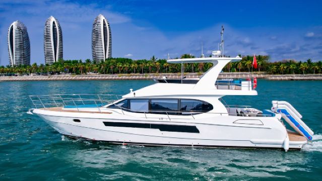 【三亞遊艇租賃】三亞鴻洲碼頭~錦程豪華遊艇3小時包船出海團建聚會度假