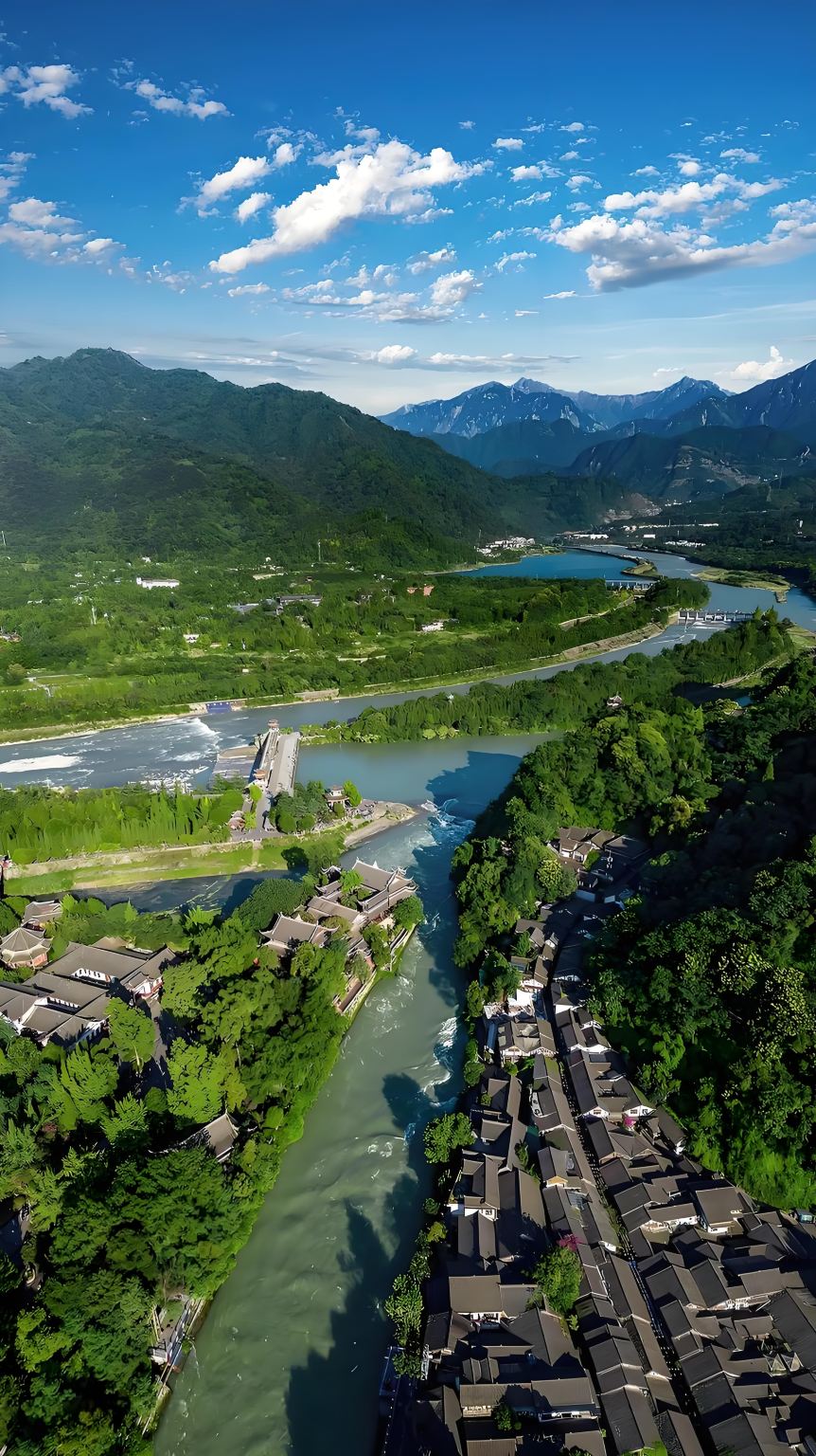 Chengdu Dujiangyan half-day tour (private car transfer|Optional English guide|Adjustable time