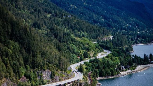 lawatan sehari pemandangan Vancouver + Lebuhraya Sea to Sky + bandar Whistler di Kanada