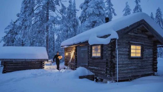 Sälen: Ice Skating Tour with Lunch and Hotel Pickup