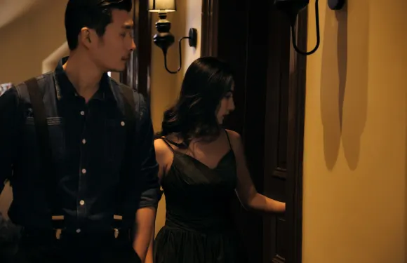 中方Trip Moments【婚紗寫真/婚禮跟拍航拍街拍抓拍約拍/商業攝影攝像/翻譯】