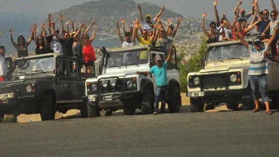 Safari en Jeep à Alanya : Découverte des monts Taurus et de la rivière Dimcay avec transfert et déjeuner