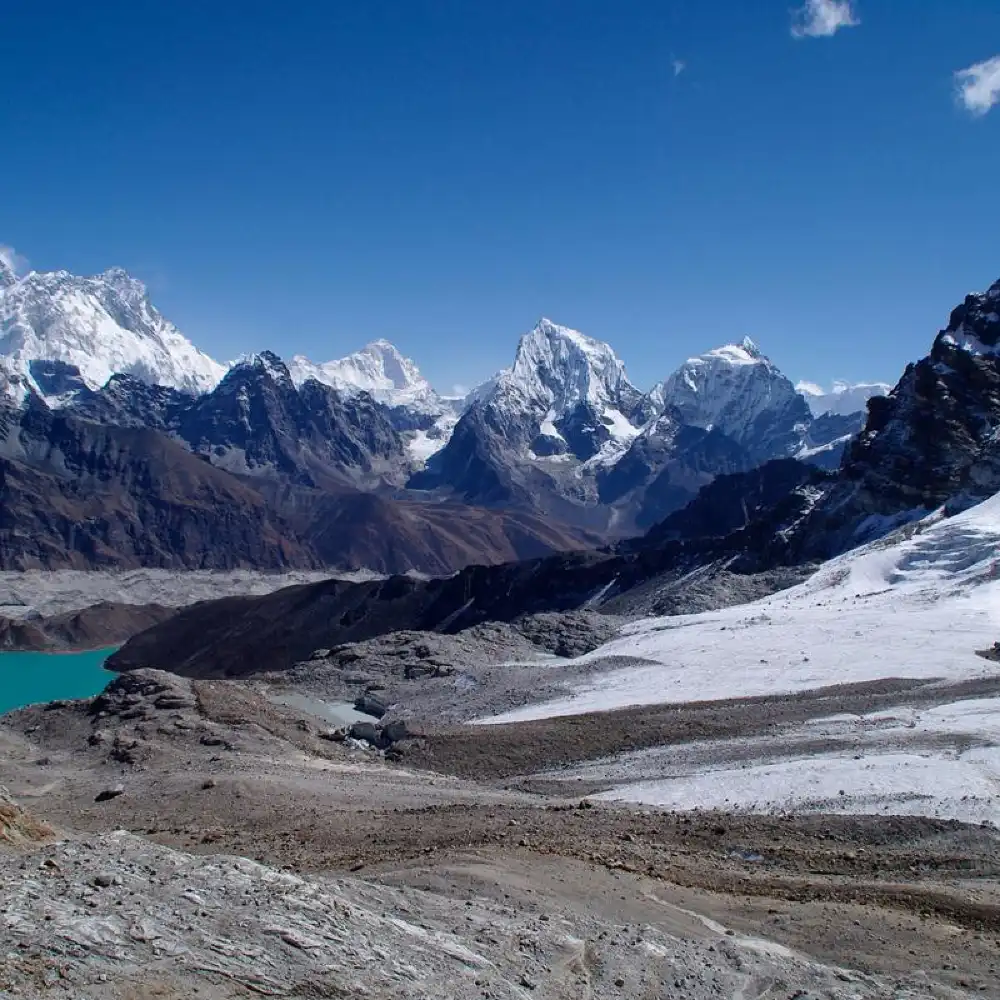 Xining Ganshika Snow Mountain + Lianxin Lake + Colorful Ice Falls