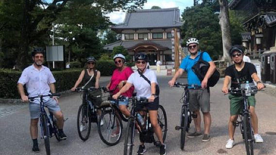 Kyoto: Mindeværdig Kyoto E-cykeltur
