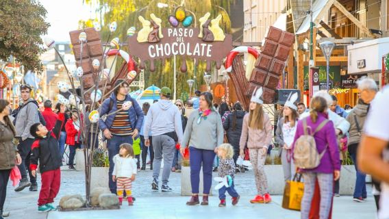 Bariloche Chocolate Sightseeing Tour: Patagonian Flavors Walking Tour