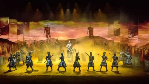Lawatan sehari dengan kereta ke Romance of the Three Gorges · Sesuai untuk semua peringkat umur termasuk persembahan