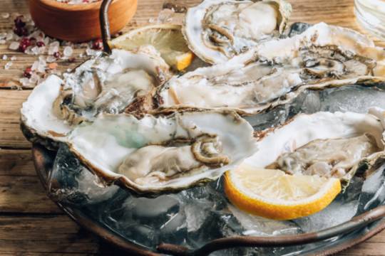 Buffet dinner at Blue Bay Restaurant at Crowne Plaza Macau