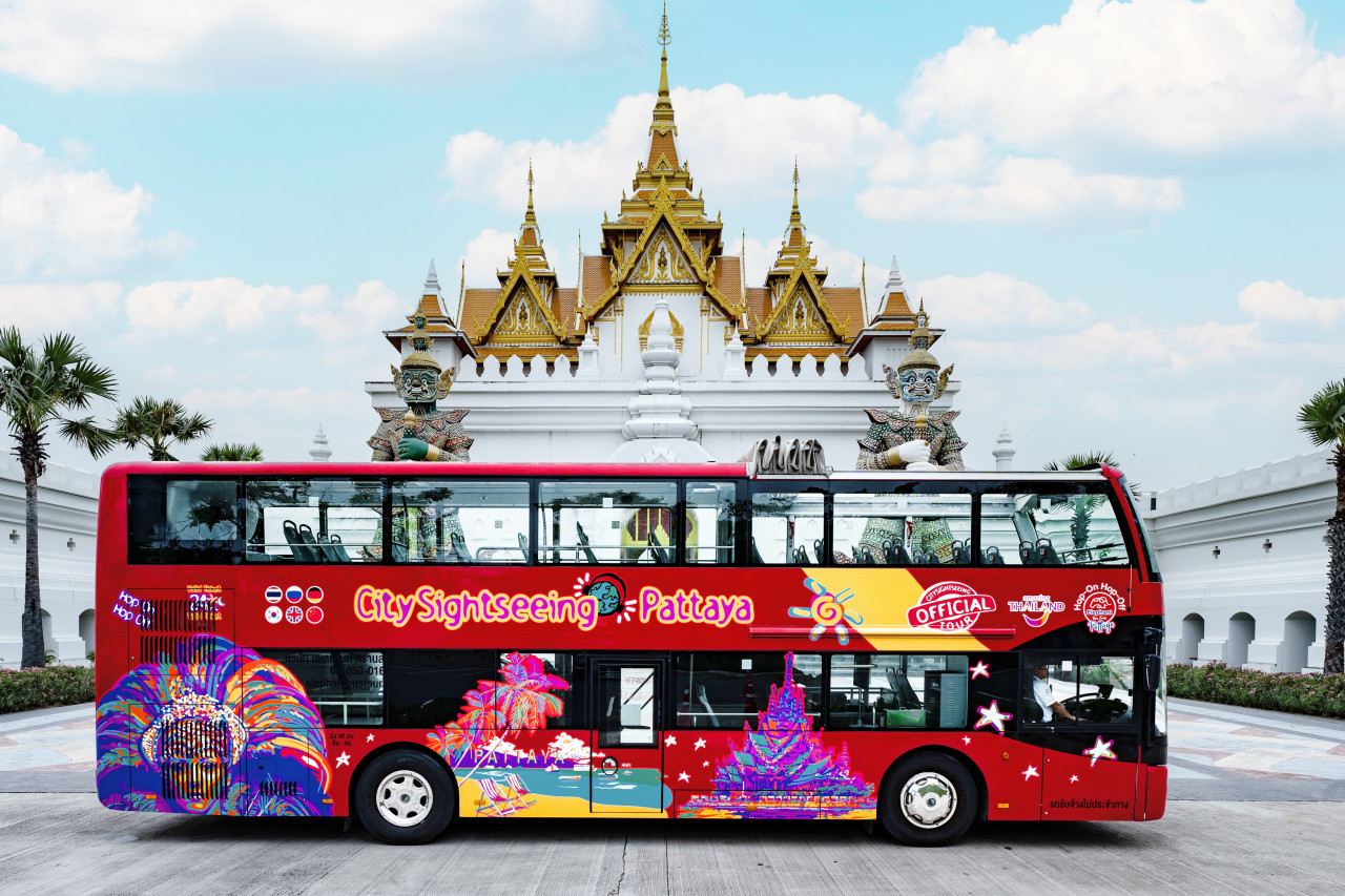 Autobus a due piani hop-on hop-off di Pattaya, Thailandia