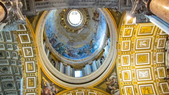 St. Peter's Basilica: Early Morning Guided Tour + Dome & Vatican Grottoes Access