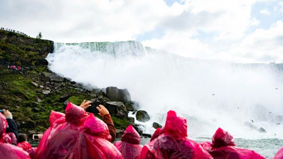 Niagara Falls Day Tour from Toronto + Hornblower Cruise & Niagara-on-the-Lake