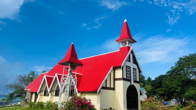 Mauritius Aquarium + Caudan Waterfront + Notre-Dame Auxiliatrice de Cap Malheureux 1-day tour [private charter|Adjustable itinerary