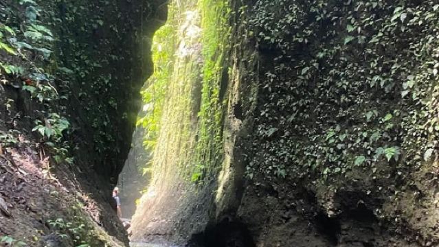 烏布-德格拉旺：特拉加瓦哈肯德蘭與馬努巴瀑布之旅