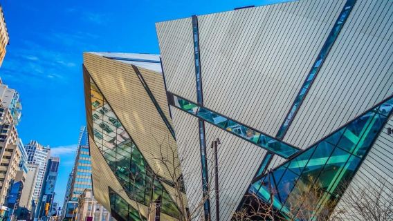 Museum Royal Ontario Diungkap: Tur Berpemandu Melalui Sejarah