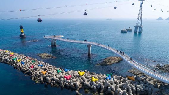 Busan: Coastal Treasures Beach Train, Culture Village & Banyak Lagi