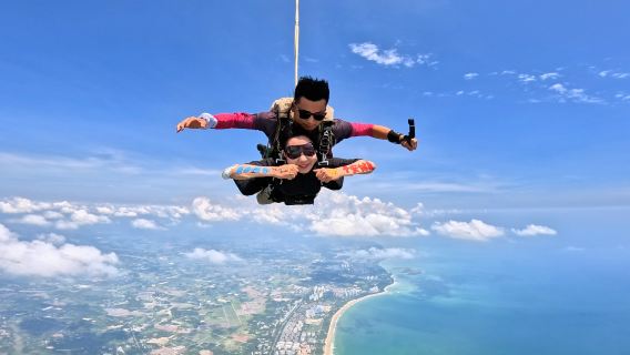 河北秦皇島海景高空跳傘官方預約【俯瞰阿亞那一線海景+過程影片記錄】