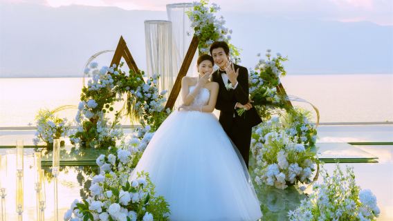 大理白族自治州旅拍【目的地旅行婚禮+婚紗照/草坪水台任選策劃/微電影/婚前影像視頻】