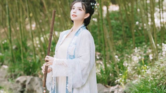Mianyang Travel Photography[Driver and director + travel photography + aerial photography of wedding photos and micro-film + makeup and Clothes & Accessories+ itinerary customization + free negatives]
