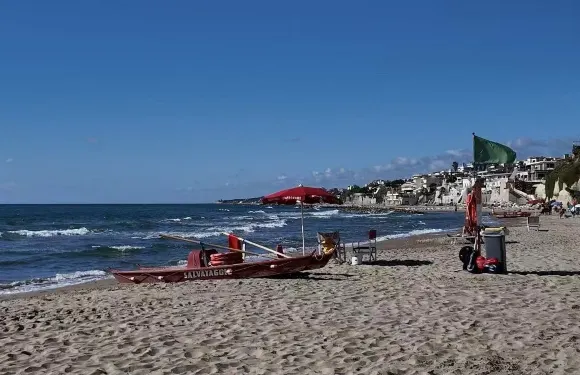 安齊奧包車一日遊：尼祿別墅+博物館+自然保護區+海灘+港口