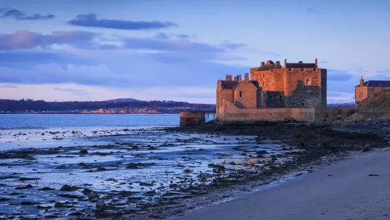 1-day tour to Doune Castle + Blackness Castle + Falkland + Culross | comfortable minibus