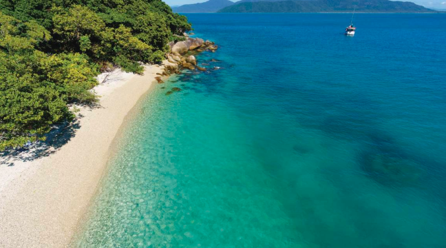 Tiket kapal laut Cairns Australia - Pulau Fitzroy (Pulau Emerald)