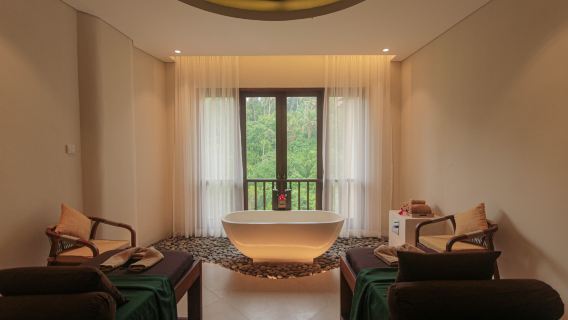 Kylpyläkokemus Nirvanaloka Spa and Wellness Ubudissa