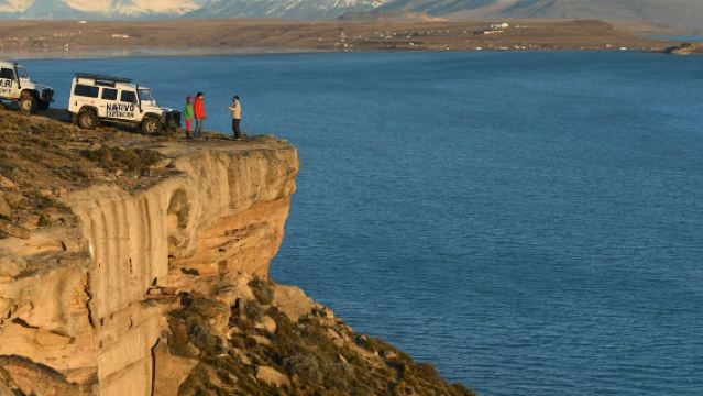 El Calafate: 4x4 Half-Day Guided Tour + Roundtrip Transfer