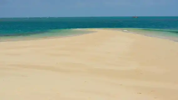 澎湖2025花火節｜吉貝一日遊｜水上活動＆來回船票＆島上機車(含免駕照電動車)＆目斗嶼/潮間帶抱礅體驗｜赤崁碼頭出發