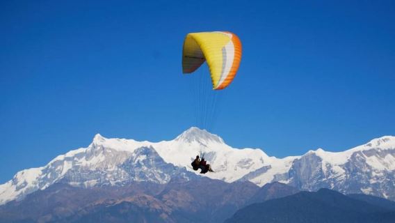 Pokhara: Avventura in parapendio con foto e video