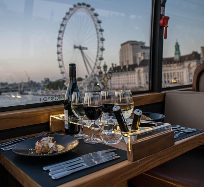 London: 4 Course Lunch Tour by Luxury Coach Bustronome