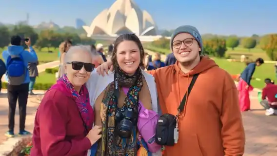 旧デリーと新デリーのプライベート一日市内観光