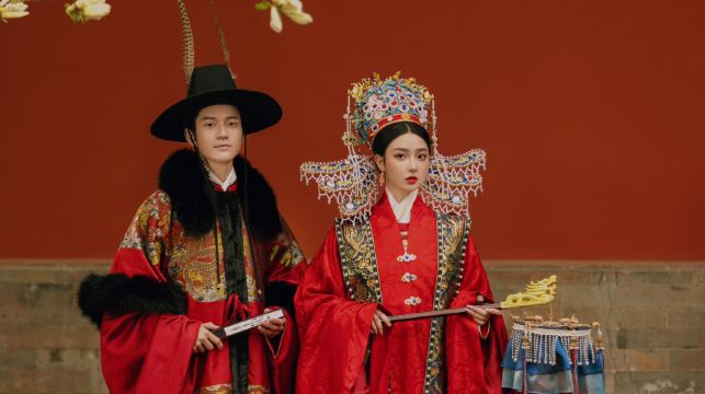 北京旅拍【百款明清婚服租賃/國子監地壇公園/寫真婚紗照/含妝造/底片全送】