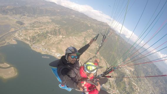 博卡拉滑翔傘飛行體驗 [滑翔傘體驗 - 30 分鐘飛行 (感受刺激)]