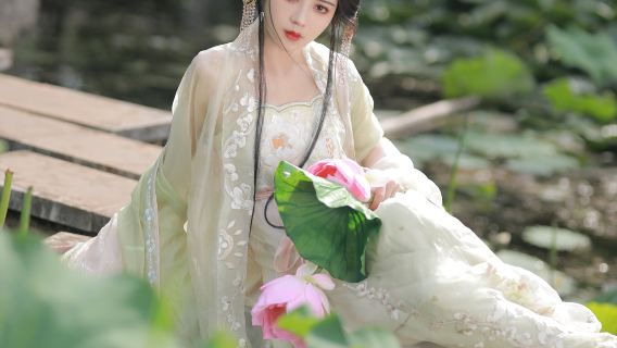 Dongxiang Autonomous County Trip Moments[Bulenggou / Tempio Hongta / Shilaquan Servizi fotografici con interprete, accompagnamento fotografico, riprese aeree, servizi per matrimoni e ritratti]